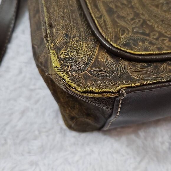 Relic Crossbody Embossed Paisley Pattern Bohemian Vegan Leather Adjustable - Picture 13 of 16
